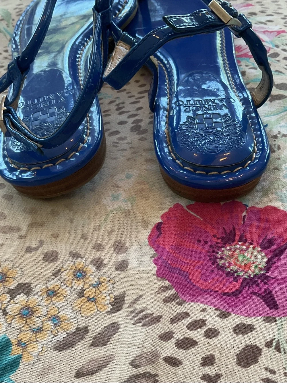 Vince Camuto patent leather